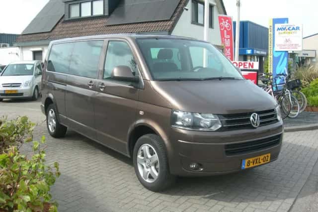Volkswagen Caravelle (2012) thumbnail 1