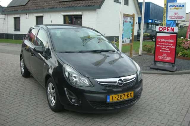 Opel Corsa (2014) thumbnail 1
