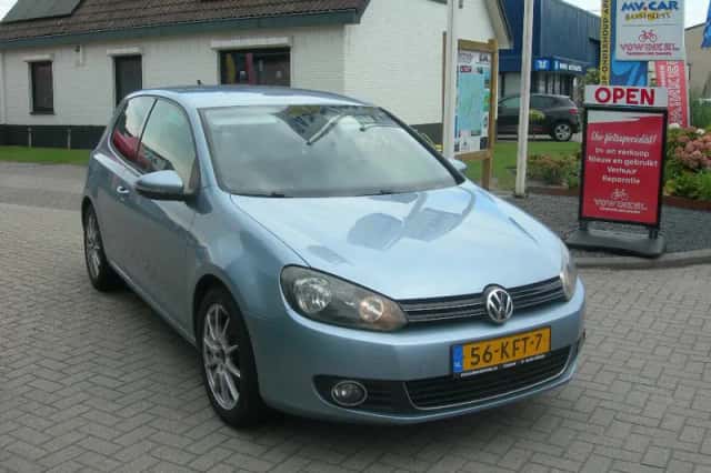 Volkswagen Golf (2009) thumbnail 1