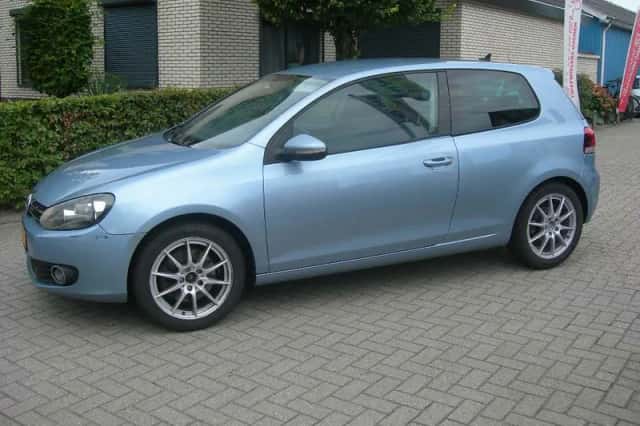 Volkswagen Golf (2009) thumbnail 5