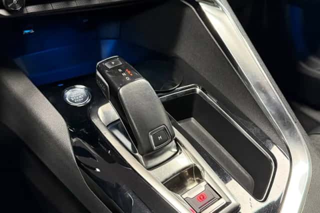 Peugeot 5008 (2020) thumbnail 6