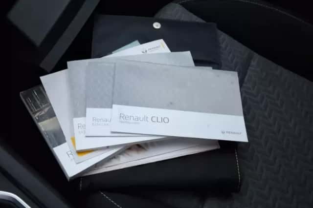 Renault Clio (2021) thumbnail 6