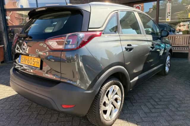 Opel Crossland (2018) thumbnail 2