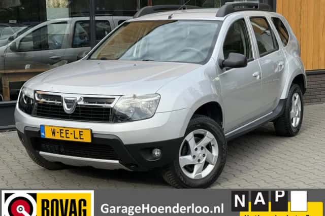 Dacia Duster (2013) thumbnail 1