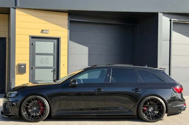 Audi A4 (2020) thumbnail 3