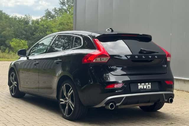 Volvo V40 (2019) thumbnail 5
