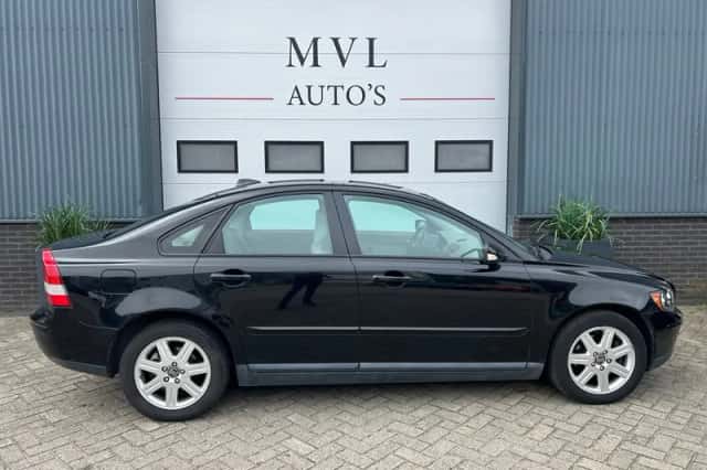 Volvo S40 (2005) thumbnail 4