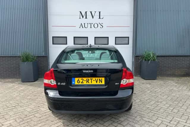 Volvo S40 (2005) thumbnail 5