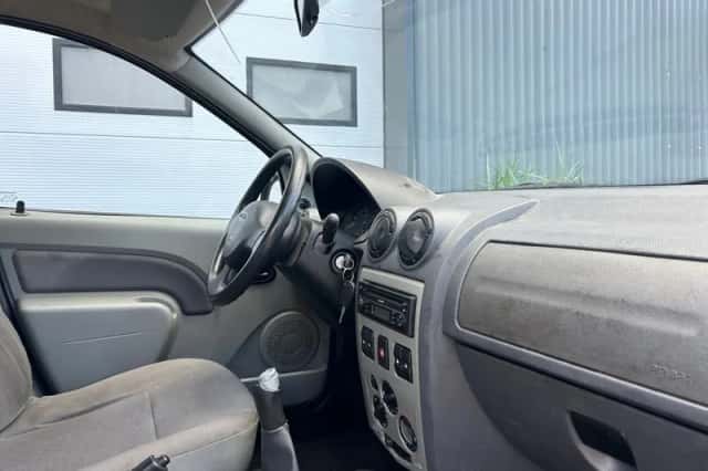 Dacia Logan MCV (2008) thumbnail 6