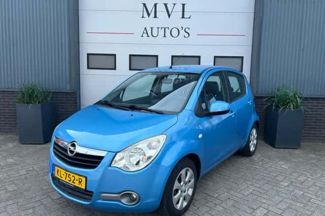Opel Agila (2009) thumbnail 1