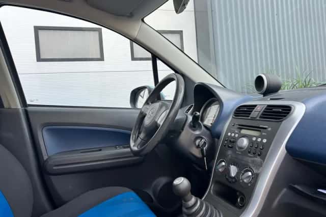 Opel Agila (2009) thumbnail 6