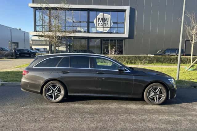 Mercedes-Benz E-Klasse (2022) thumbnail 2