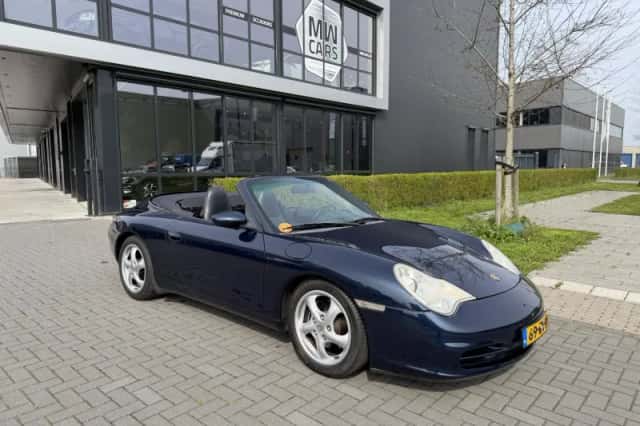 Porsche 911 (1999) thumbnail 1