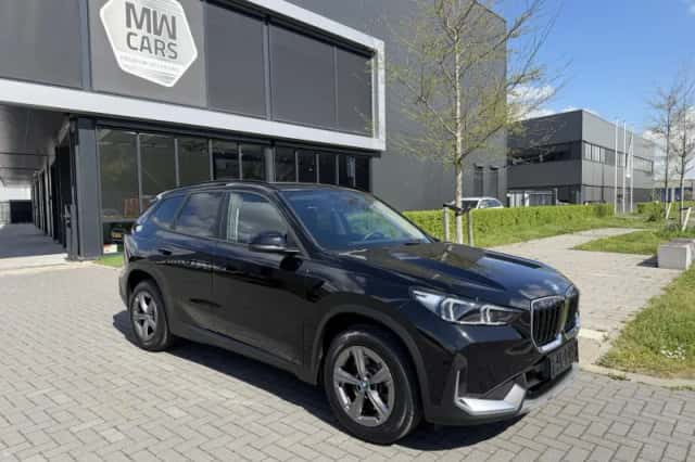 BMW X1 (2023) thumbnail 1
