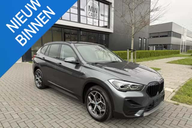 BMW X1 (2022) thumbnail 1
