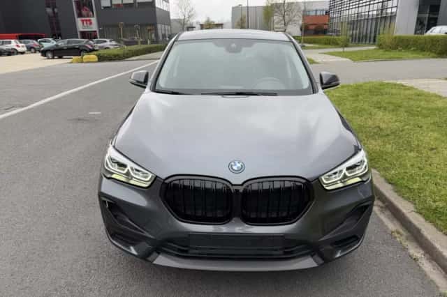 BMW X1 (2022) thumbnail 5