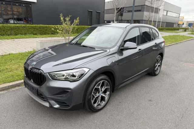 BMW X1 (2022) thumbnail 6