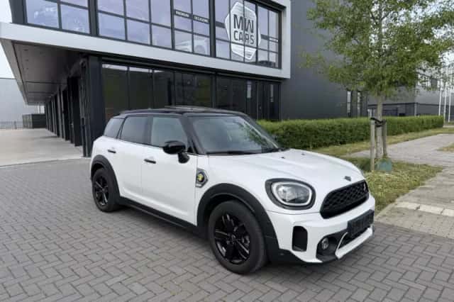 MINI Countryman (2022) thumbnail 1