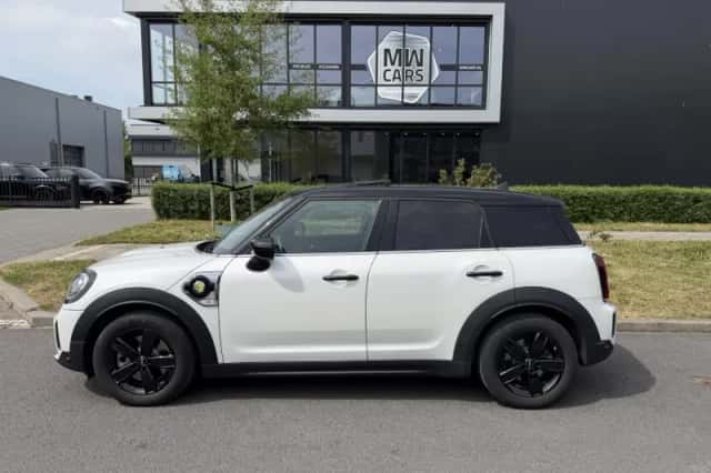 MINI Countryman (2022) thumbnail 5