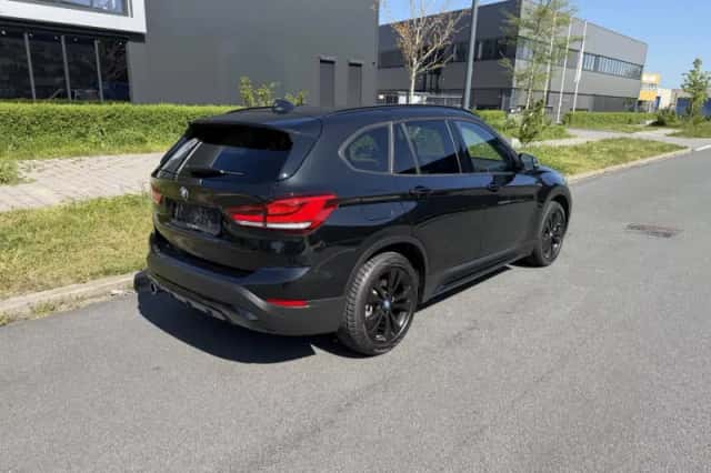 BMW X1 (2022) thumbnail 5