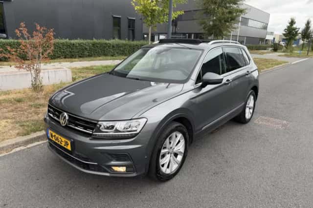 Volkswagen Tiguan (2017) thumbnail 6