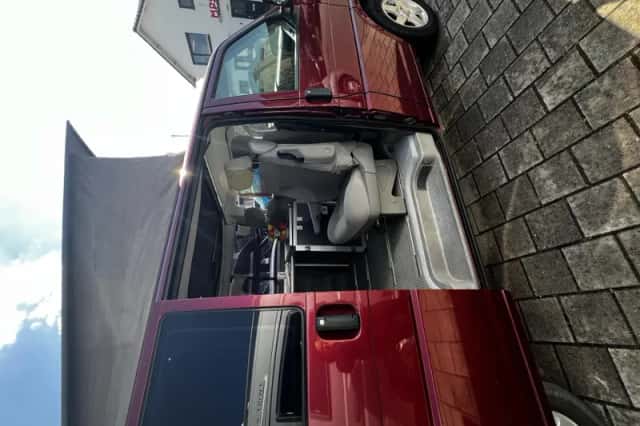 Volkswagen Multivan (2001) thumbnail 6