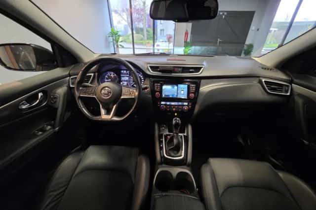 Nissan Qashqai (2018) thumbnail 4