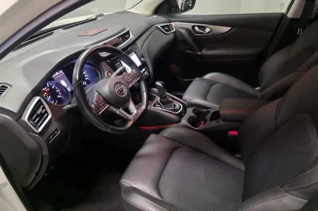 Nissan Qashqai (2018) thumbnail 6