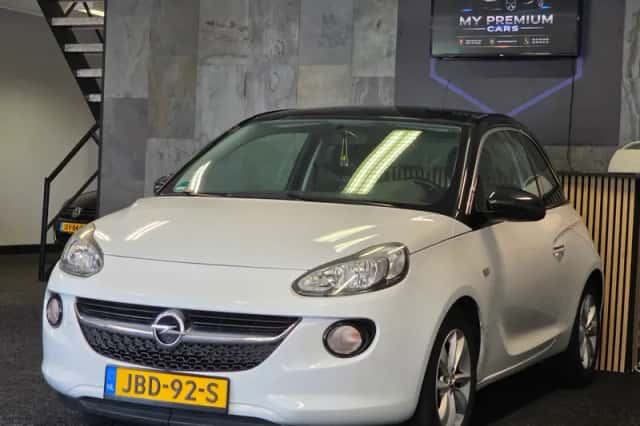 Opel Adam (2014) thumbnail 1