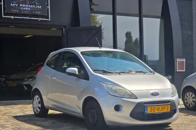 Ford Ka (2011) thumbnail 6