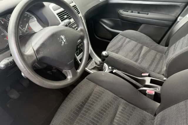 Peugeot 307 (2007) thumbnail 6