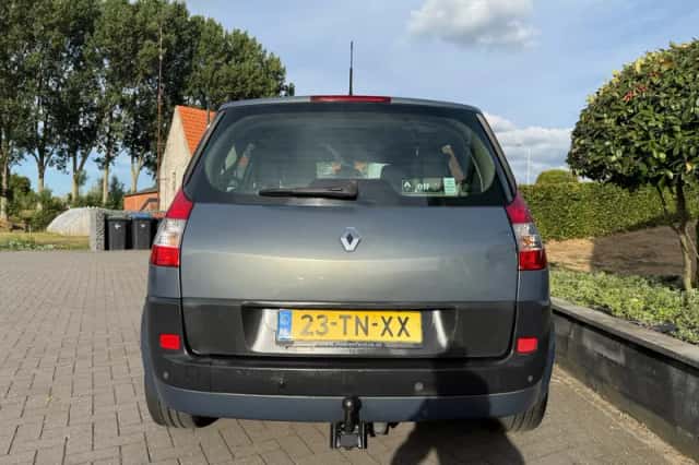 Renault Scénic (2006) thumbnail 4
