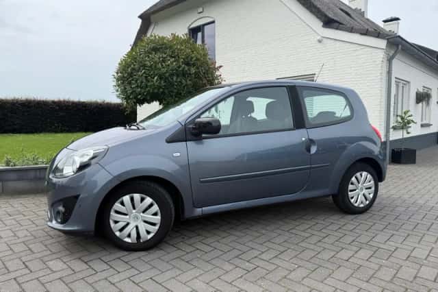 Renault Twingo (2011) thumbnail 1