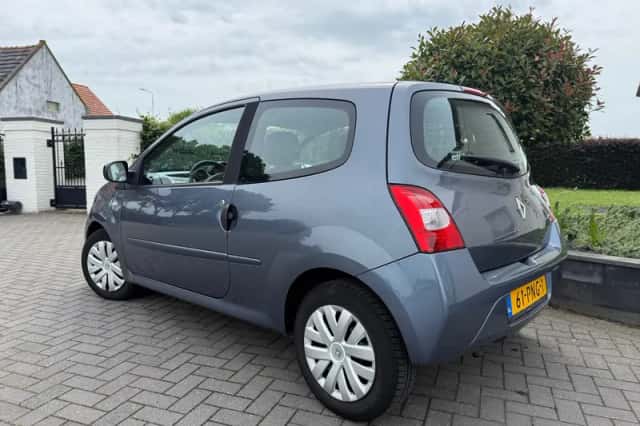 Renault Twingo (2011) thumbnail 3