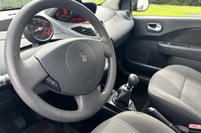 Renault Twingo (2011) thumbnail 6