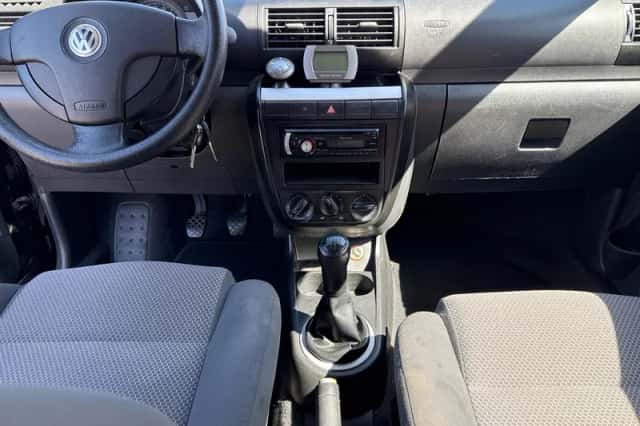 Volkswagen Fox (2008) thumbnail 6