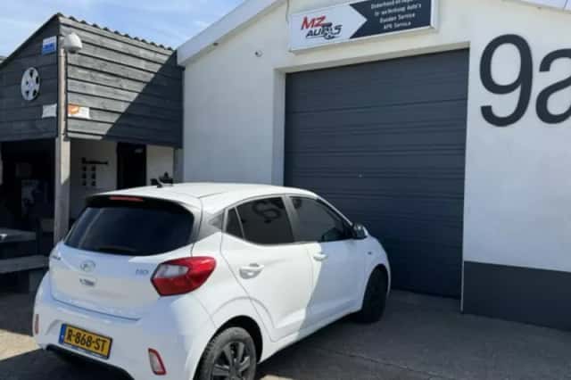 Hyundai i10 (2021) thumbnail 3