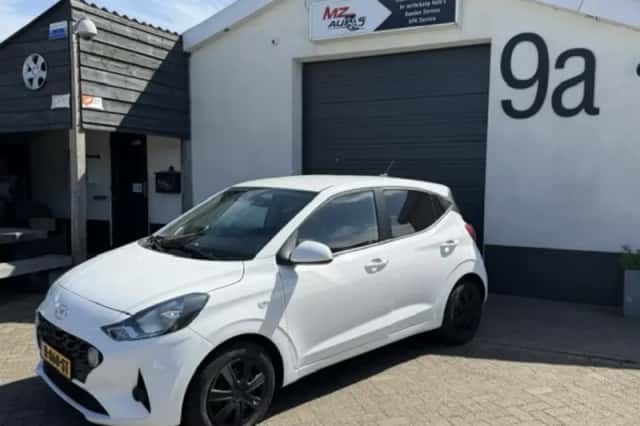 Hyundai i10 (2021) thumbnail 5