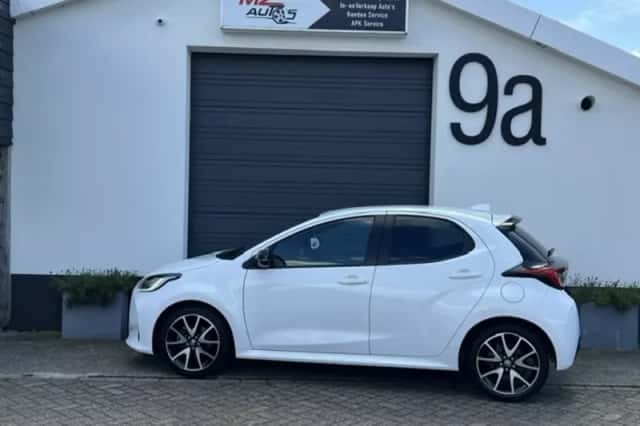 Toyota Yaris (2021) thumbnail 4