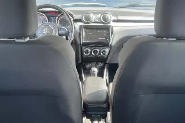Suzuki Swift (2024) thumbnail 6