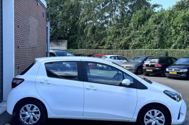 Toyota Yaris (2019) thumbnail 6