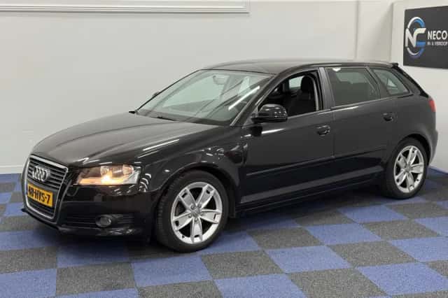 Audi A3 (2009) thumbnail 1