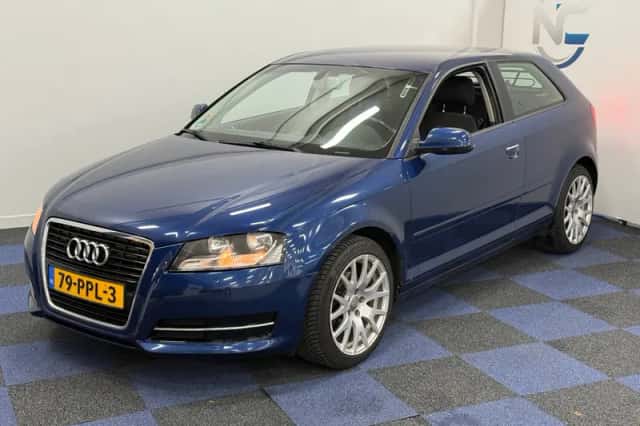 Audi A3 (2011) thumbnail 1
