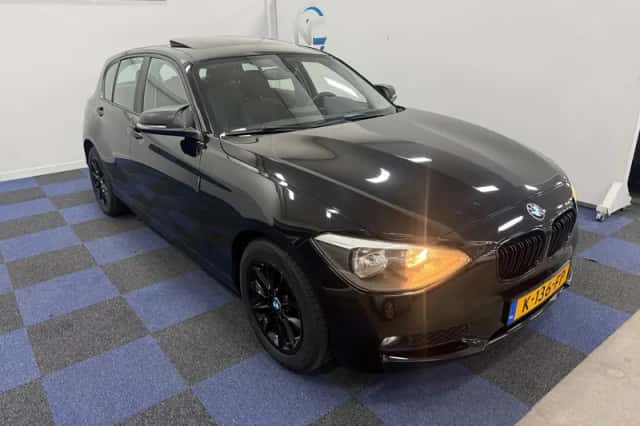 BMW 1-Serie (2011) thumbnail 6