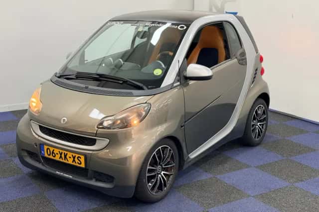 Smart ForTwo (2007) thumbnail 3