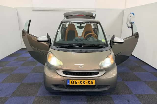 Smart ForTwo (2007) thumbnail 5