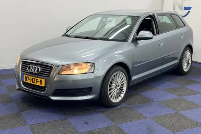 Audi A3 (2009) thumbnail 1
