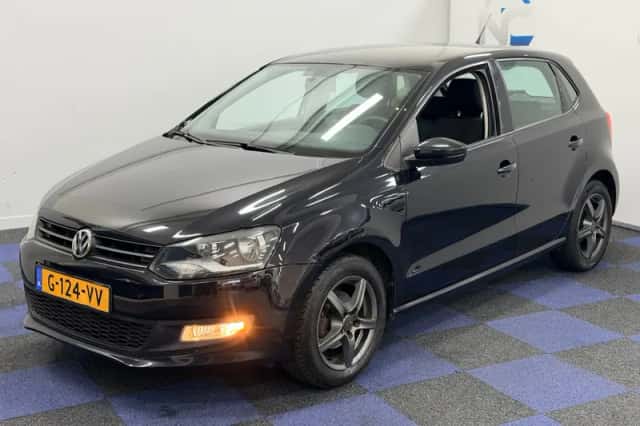 Volkswagen Polo (2010) thumbnail 2
