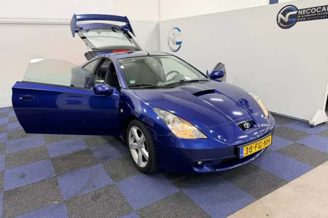 Toyota Celica (2000) thumbnail 5