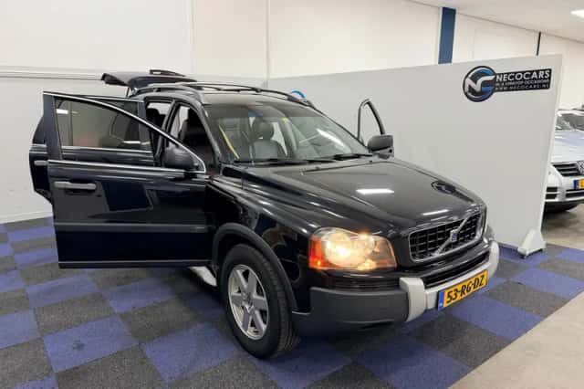 Volvo XC90 (2005) thumbnail 6
